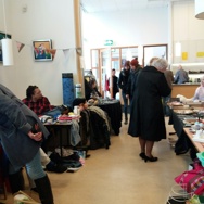 Snuffelmarkt in het Claverhuis & bij de Piramide