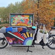 Buurtgenoten breien voor daklozen - Amsterdam