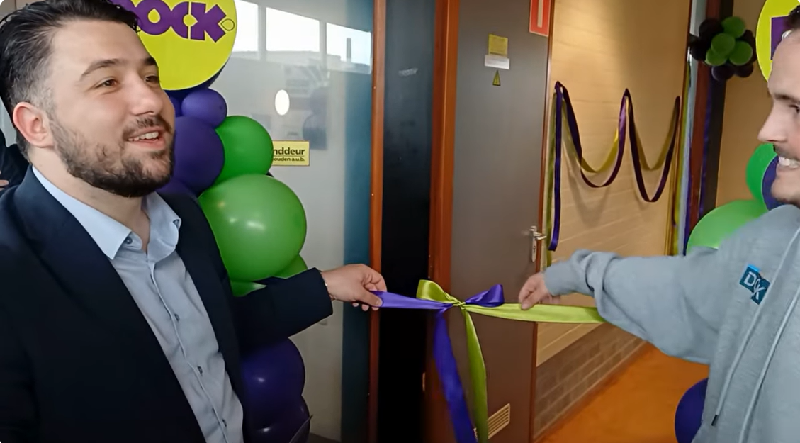 Tienerhub in Schiedam officieel geopend