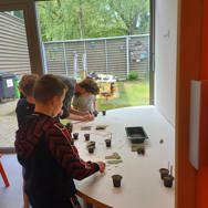 De Urban Growing en Nature Club Pernis is van start gegaan!