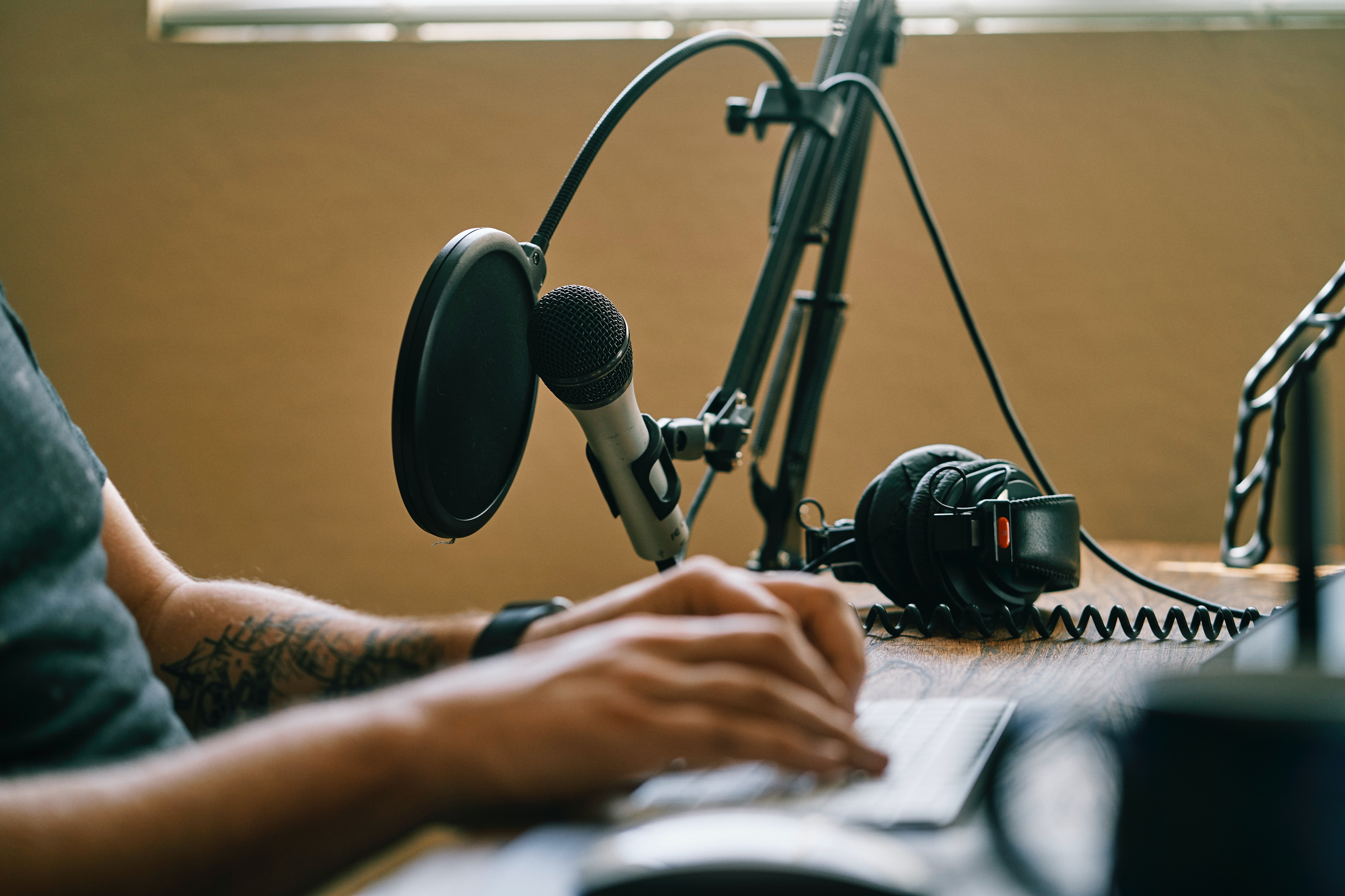 Podcastsessie jongerencentrum De Valk in Amsterdam-Noord