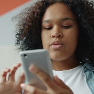 Magazine Zoom in - online jongerenwerk Amsterdam