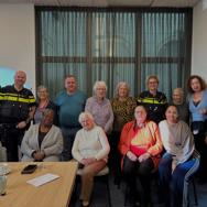 Weerbaarheidstraining geeft senioren meer zelfvertrouwen in De Esch, Rotterdam