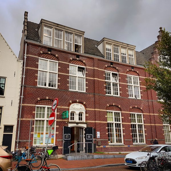 De kracht van ontmoetingsplek het Claverhuis in Amsterdam