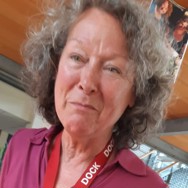 Afscheid van een bevlogen sociaal werker uit Utrecht: het verhaal van Wies Kool