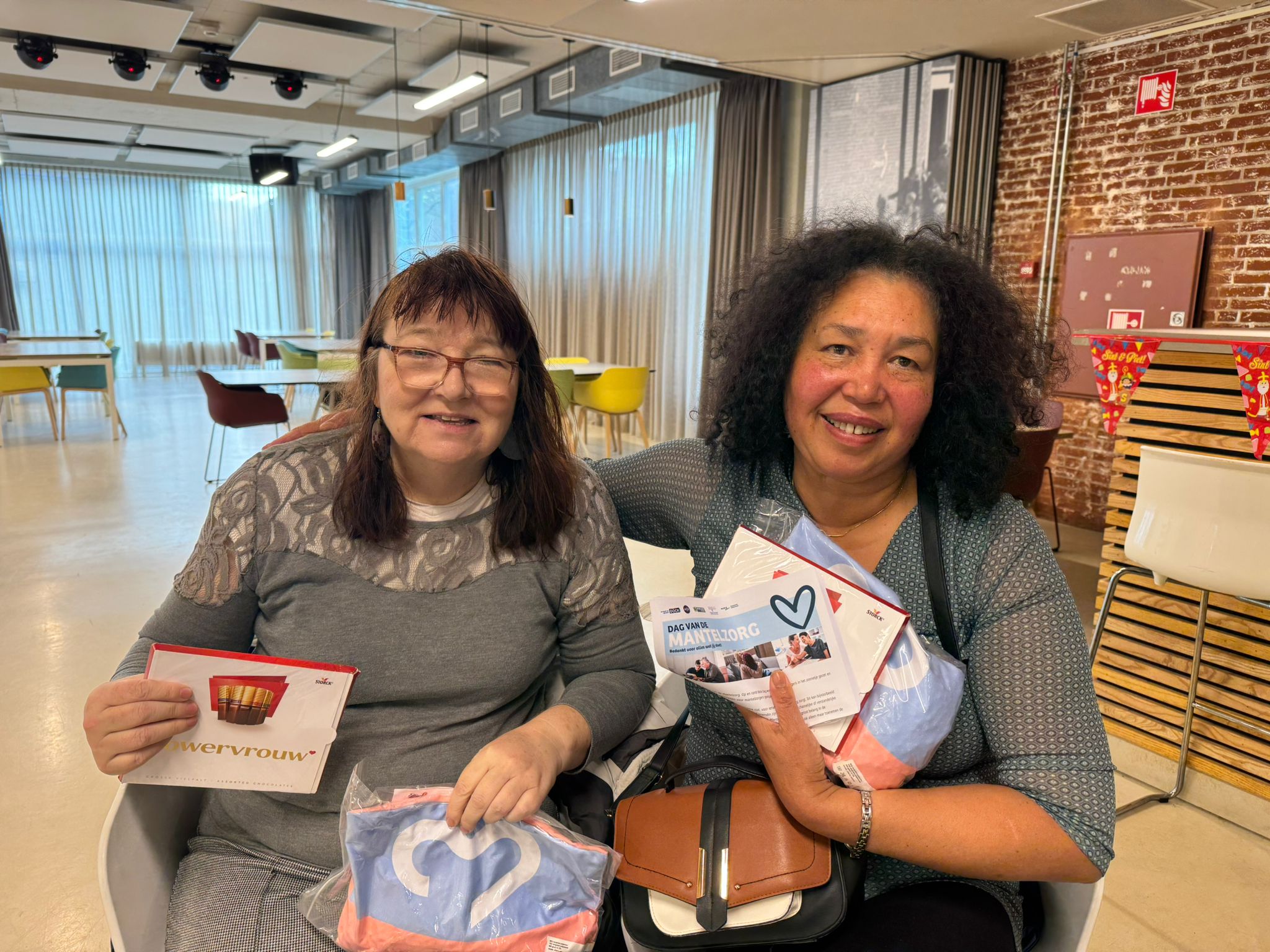 Rotterdamse mantelzorgers vinden verbinding en steun tijdens speciale middag